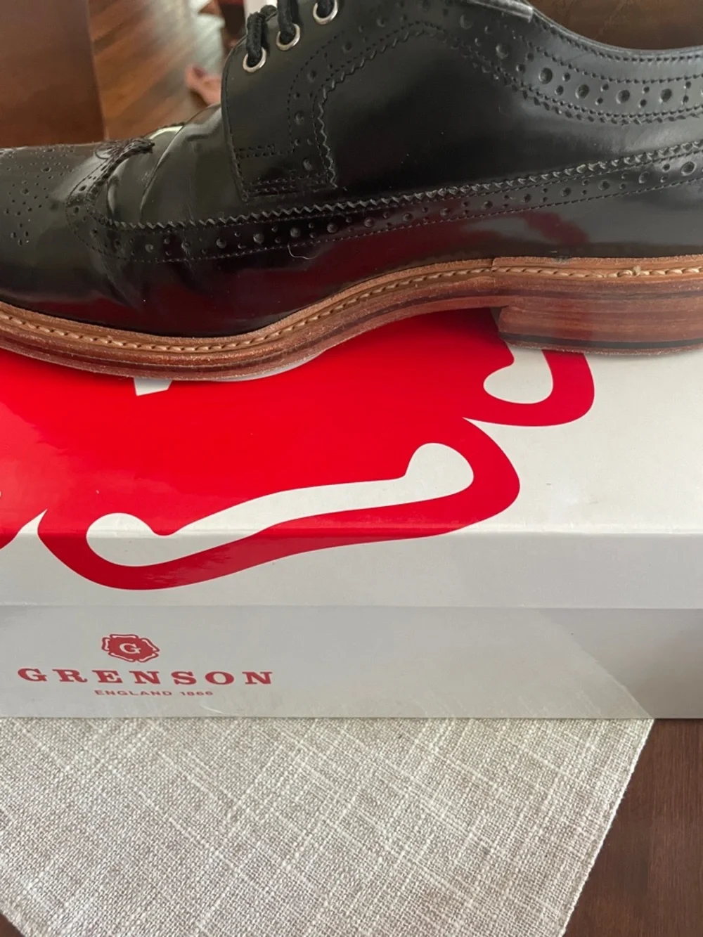 Grenson Sid Black Leather Cap Toe Derbys with Tan Welt UK Size 8G US Size 9